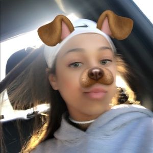 Meet your Posher, Samiah